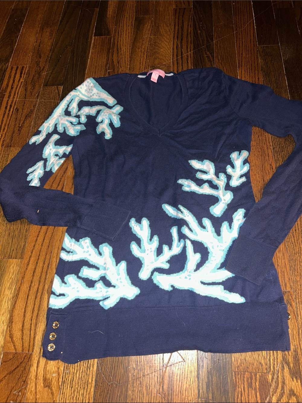 Lilly Pulitzer Women’s Navy Sweater with Aqua and Cream Coral Pattern, Size S
